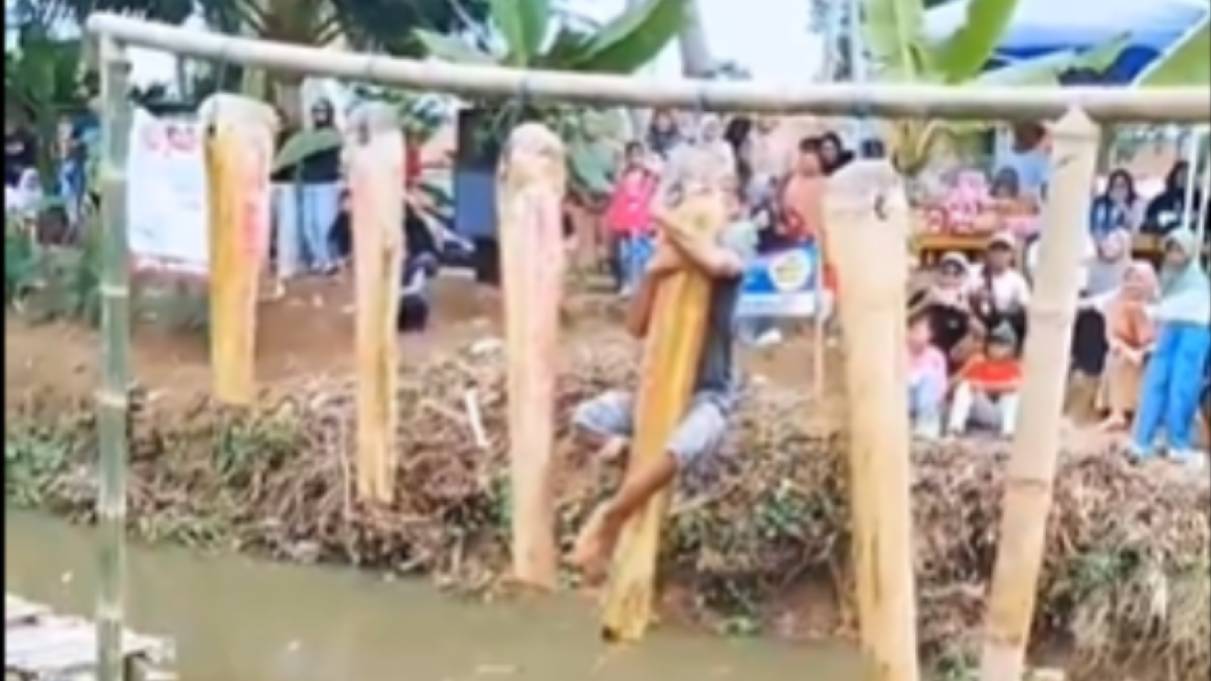 Viral Lomba 17 Agustus Paling Effort, Netizen: Benteng Takeshi Versi Low Budget