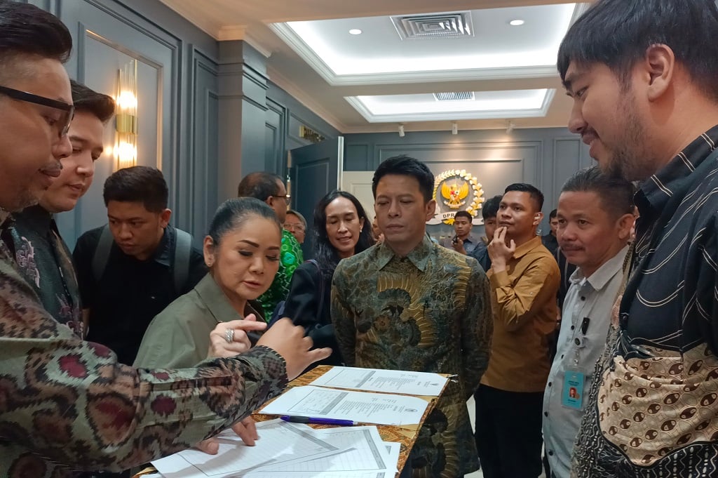 Ariel Noah hingga Vina Panduwinata Datangi DPR, Bahas Royalti Musik