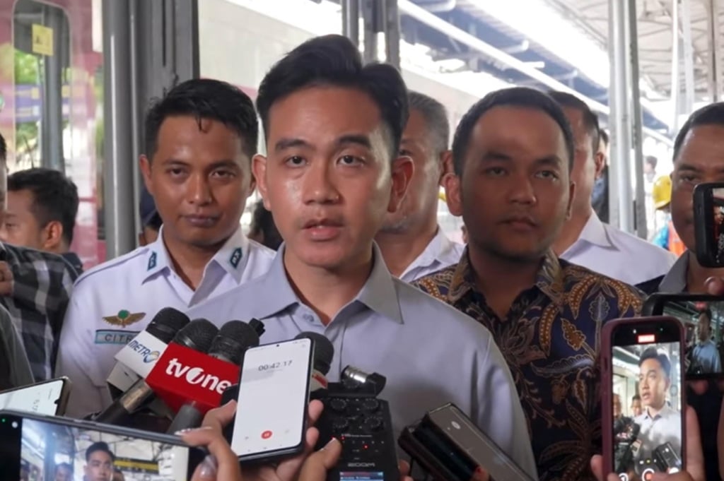 Gibran soal Usulan Gerbong Khusus Merokok di Kereta: Tak Sinkron dengan Program Presiden