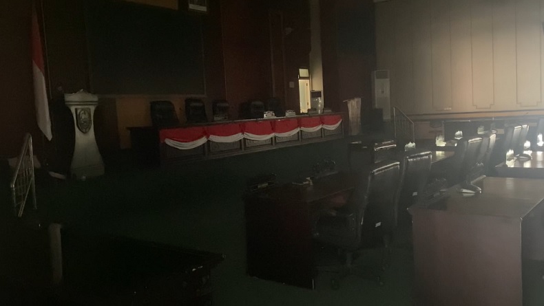 Ramai soal Kenaikan Tunjangan, Kantor DPRD Jombang Tak Ada Aktivitas