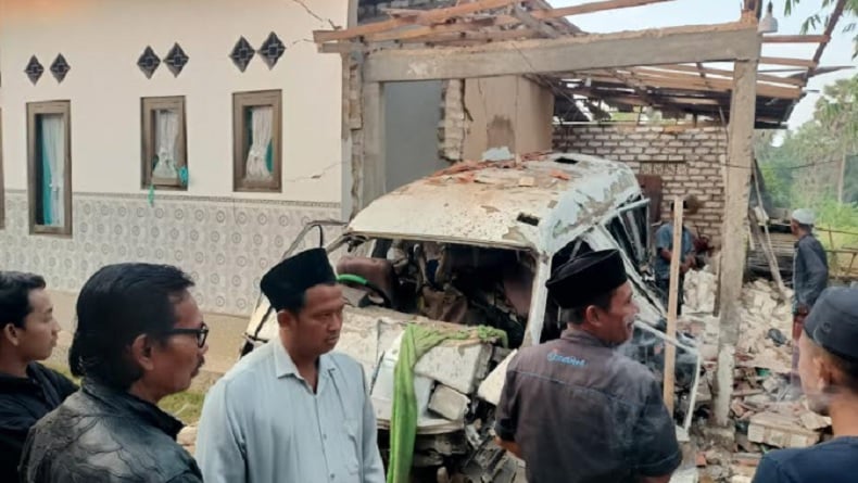 Tim Labfor dan Jihandak Dikerahkan Selidiki Ledakan di Sumenep