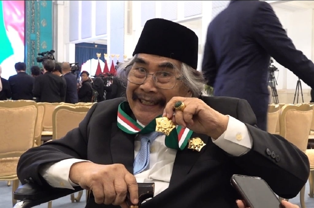 Jaja Miharja Terima Tanda Kehormatan dari Prabowo: Apaan Tuh?!
