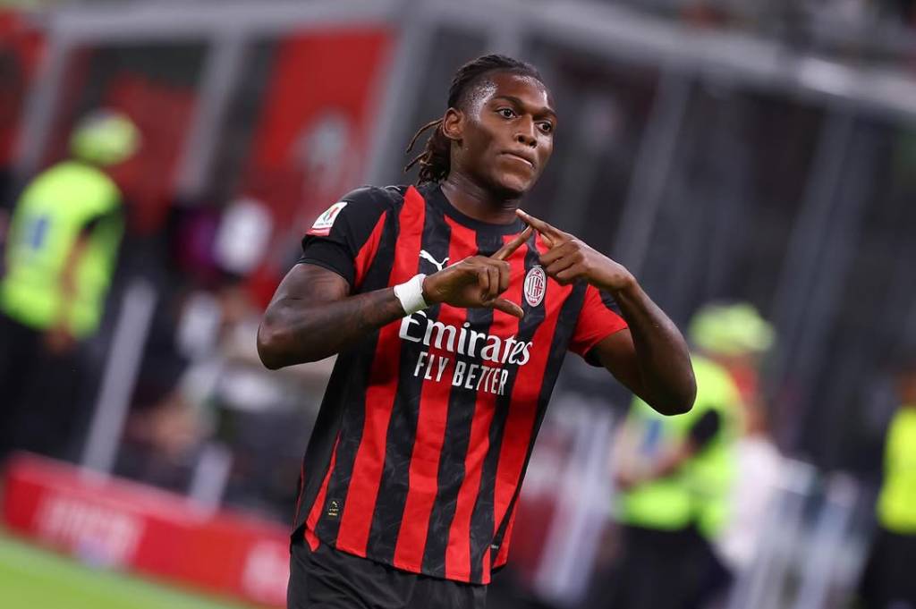 Krisis AC Milan Berlanjut, Rafael Leao Masih Latihan Terpisah Jelang Lawan Lecce