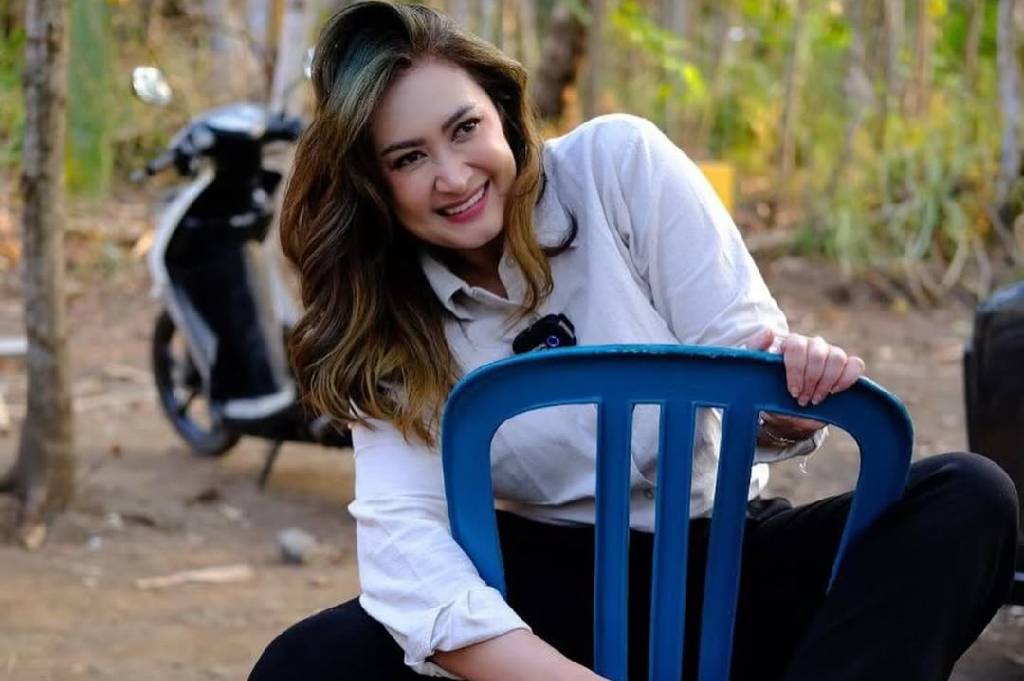 Kaget! Nafa Urbach Ternyata Belum Lulus S1 tapi Jadi Anggota DPR
