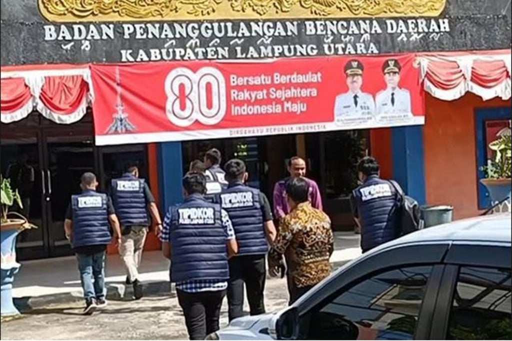 Kantor BPBD Lampung Utara Didatangi Puluhan Polisi Unit Tipidkor, Ada Apa?