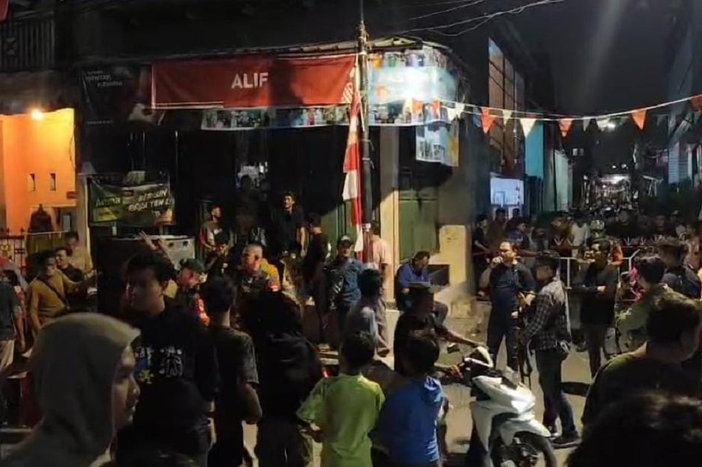 TNI Turun Tangan, Imbau Massa Menjauh dari Rumah Sahroni