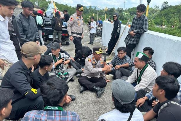 Kapolres Turun Langsung Temui Massa Mahasiswa, Ajak Jaga Lubuklinggau Aman dan Damai
