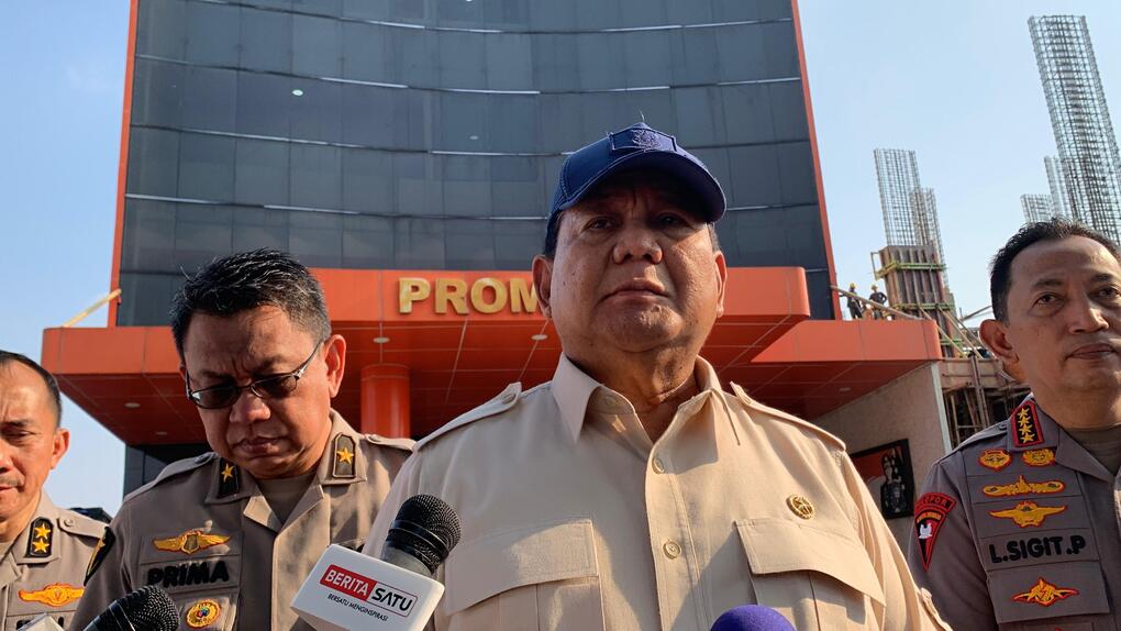 Prabowo Dapat Laporan Ada Truk Penuh Isi Petasan dan Alat Bakar saat Demo