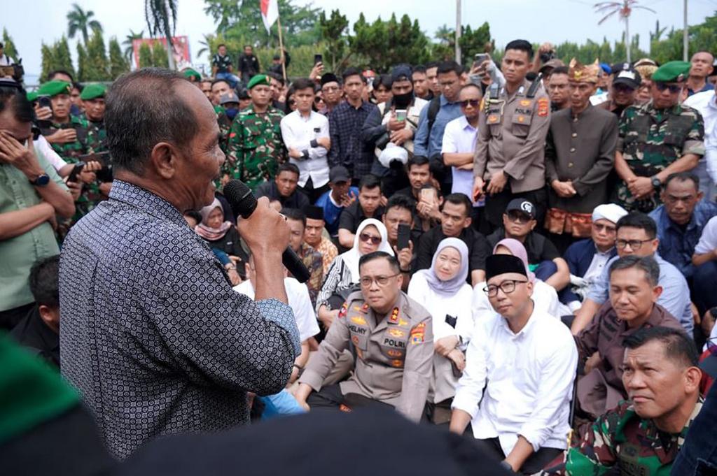 Demo Damai! Gubernur, Pangdam dan Kapolda Lampung Duduk Lesehan Bersama Massa Aksi