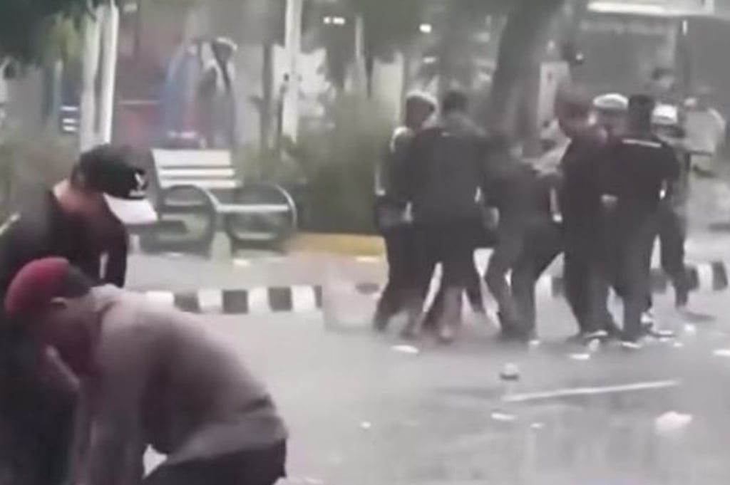 Demo Ricuh di DPRD Binjai, 7 Orang Diamankan Termasuk Pelajar