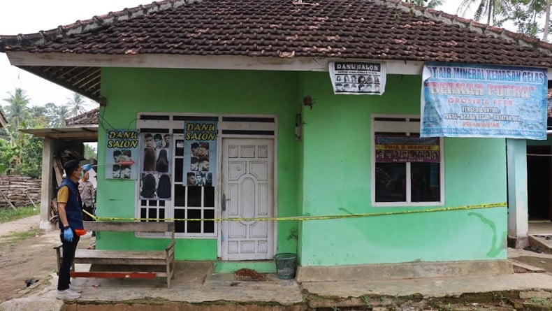 Sadis! Waria Pemilik Salon di Pesawaran Tewas Ditusuk 78 Kali, Pelaku 2 Pelajar SMP