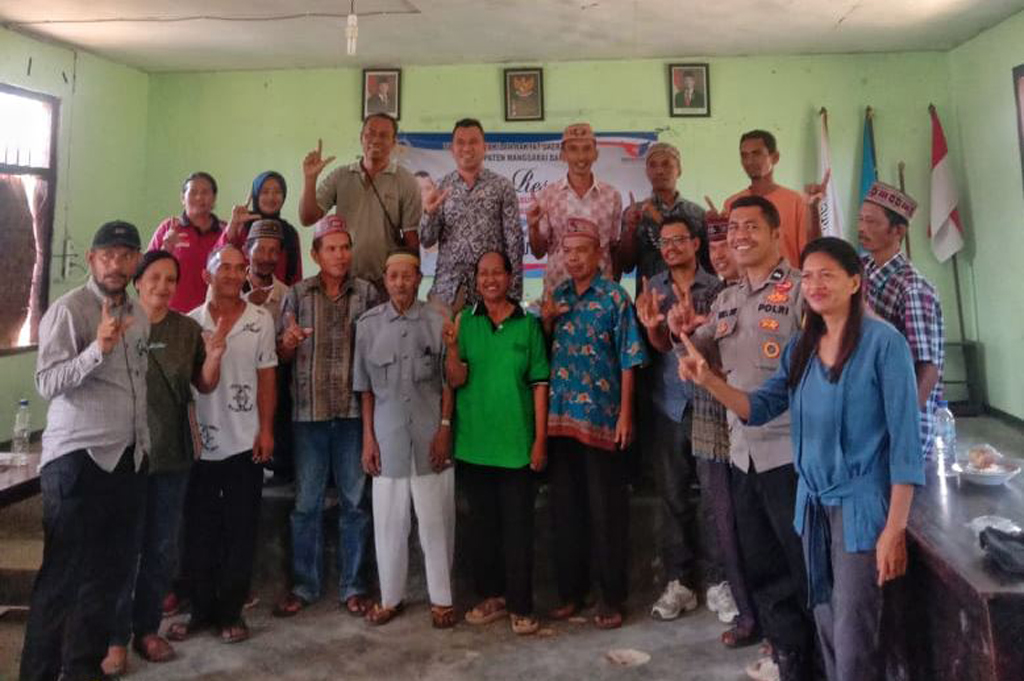 Legislator Perindo Manggarai Barat Hasanudin Perjuangkan Pembangunan Rumah Adat di Desa Nggorang