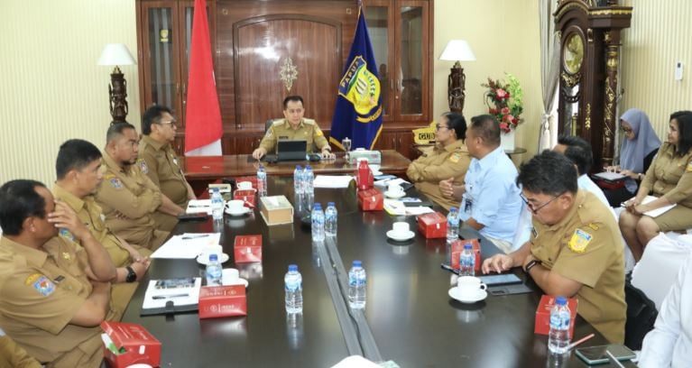 Inflasi di Papua Stabil, Pj Gubernur Agus Fatoni Pastikan Harga dan Stok Beras Aman