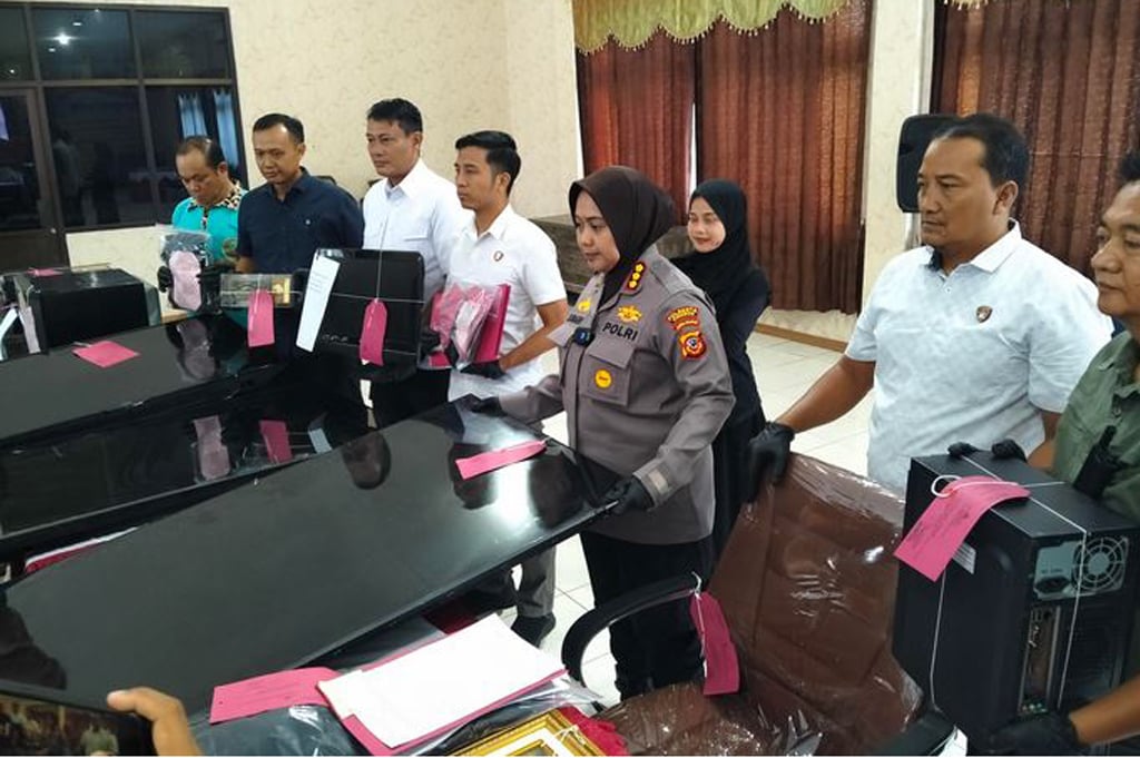 Kerugian Kerusuhan di DPRD Cirebon Capai Rp10 Miliar, Ini Identitas Para Tersangka