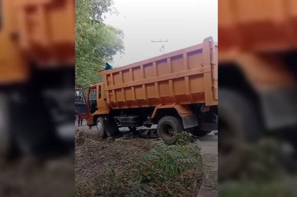 Viral Kecelakaan Maut di Maros, 2 Perempuan Boncengan Motor Tewas Terlindas Truk