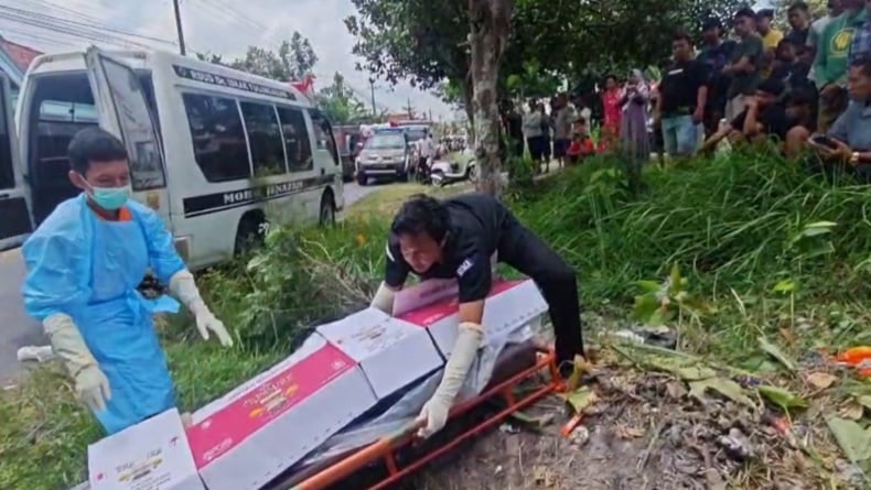 Identitas Pemotor Tewas Tabrakan dengan Truk di Tulungagung, Warga Blitar