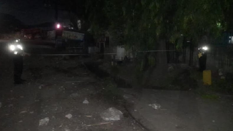 Innova Tabrak Kios Bensin dan Truk di Lampung, 1 Orang Tewas 6 Luka