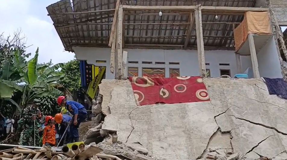 Dandim Ungkap Penyebab Musala 2 Lantai di Bogor Ambruk Tewaskan 3 Orang 34 Luka