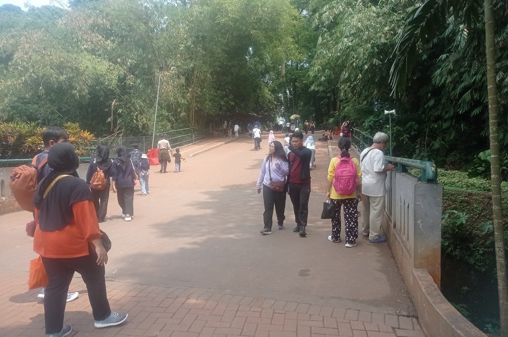 Hari Terakhir Long Weekend, Kebun Binatang Ragunan Masih Jadi Destinasi Favorit