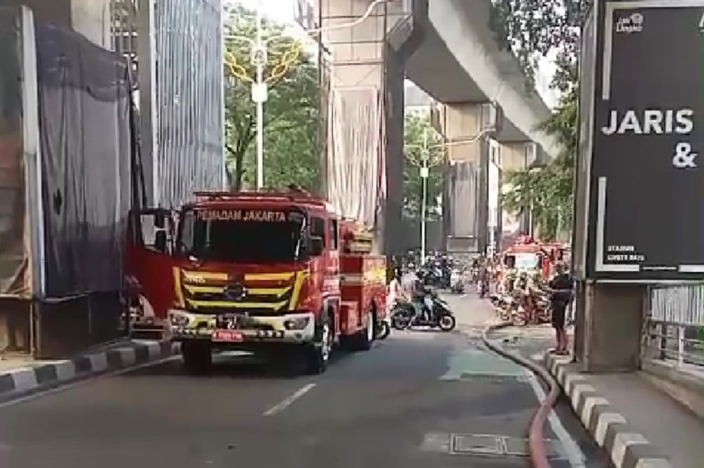 Jalan Dekat Stasiun MRT Cipete Raya Ditutup Imbas Kebakaran Ruko, Lalin Dialihkan