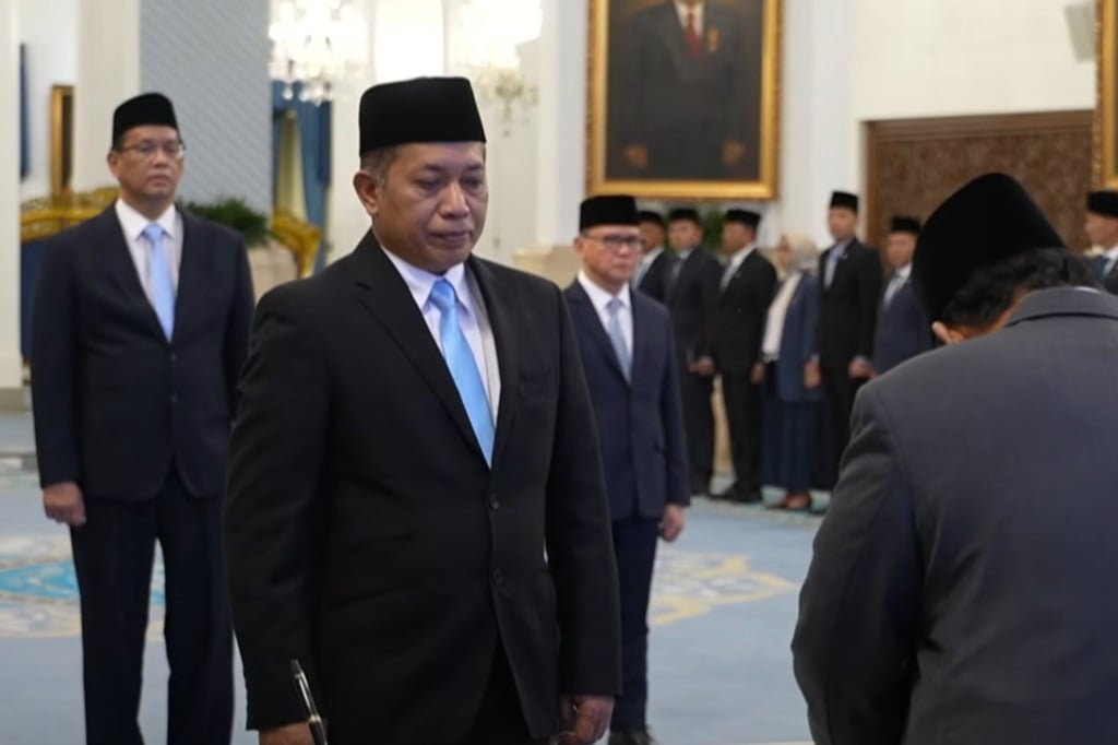 Prabowo Lantik Ferry Juliantono Jadi Menteri Koperasi, Gantikan Budi Arie Setiadi