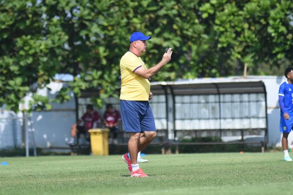Persib Bandung Diserang Virus, Pemain Bertumbangan jelang Lawan Persebaya