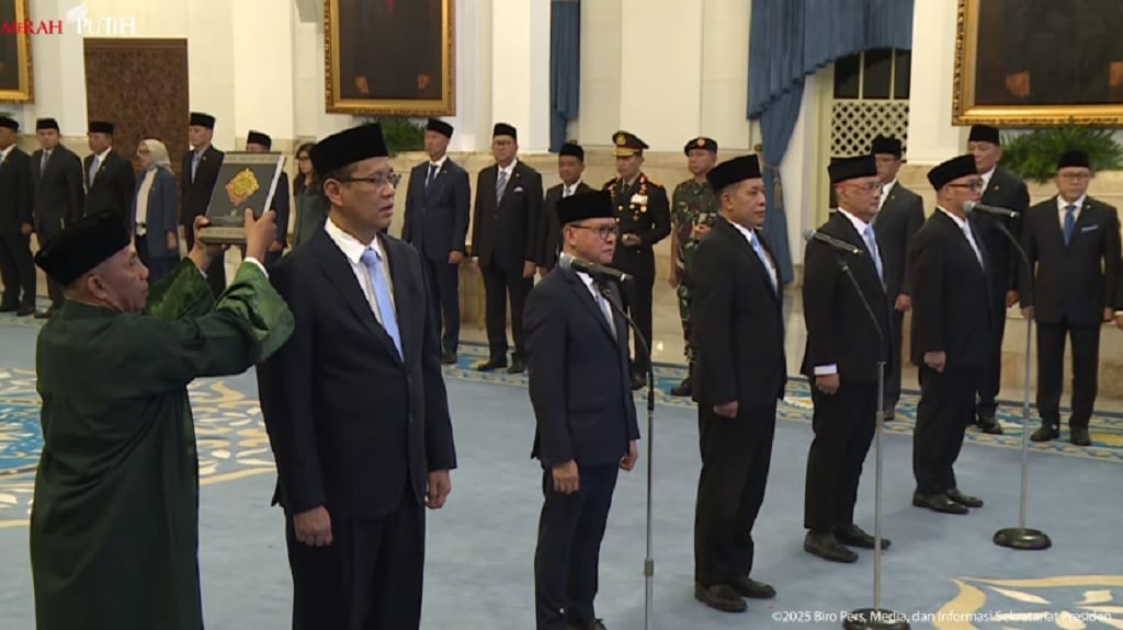 Prabowo Lantik Mukhtarudin Jadi Menteri P2MI, Gantikan Abdul Kadir Karding