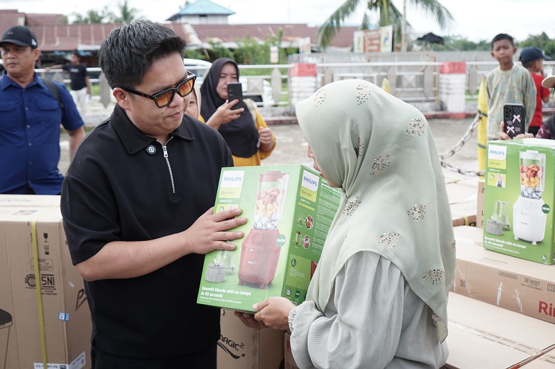 Kabar Baik untuk Warga Sangasanga, Wabup Kukar Beri Bantuan ke UMKM hingga Nelayan