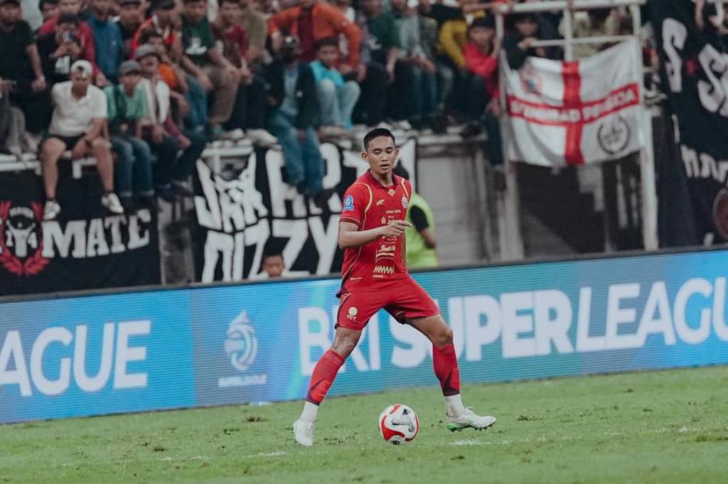 Rizky Ridho Kritik Kualitas Rumput JIS usai Persija Ditahan Bali United