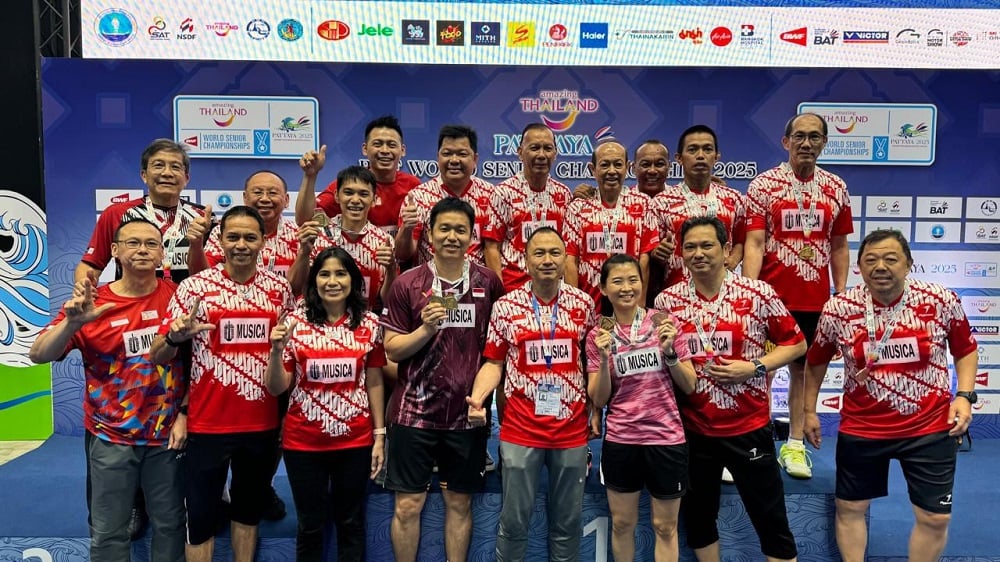 Hendra Setiawan Borong Emas di Kejuaraan Dunia Senior 2025! Kirim Pesan Menyentuh untuk Generasi Muda