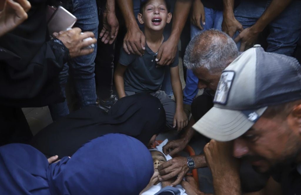 Serangan Brutal Israel di Kota Gaza: Bombardir Rumah Tewaskan 8 Orang Sekeluarga