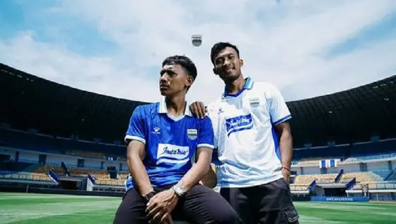 Daftar Harga Jersey Persib untuk AFC Champions League 2 2025/2026! Dibanderol Mulai Rp199.000