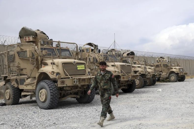 Trump Ngotot Rebut Pangkalan Bagram Afghanistan, Rayu Taliban