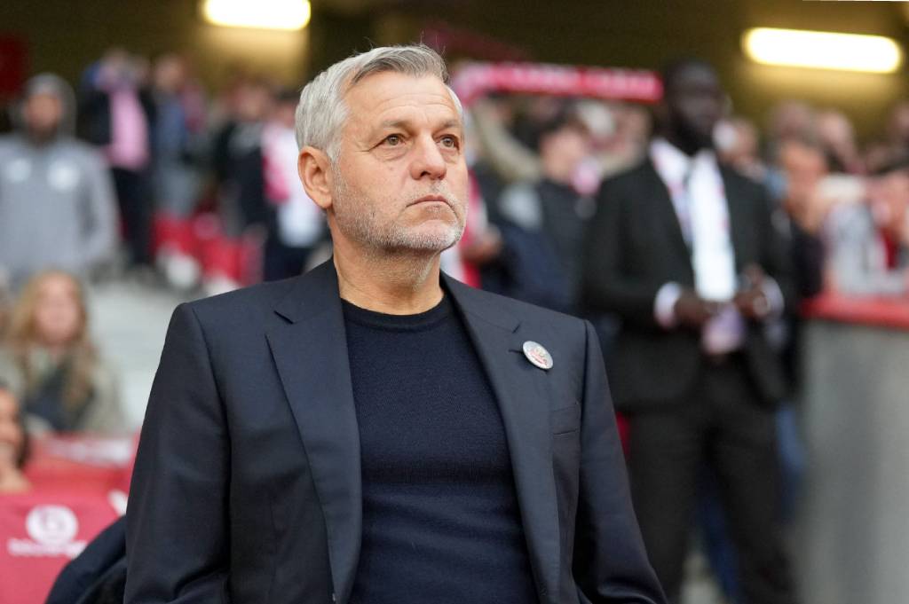 Komentar Mengejutkan Pelatih Lille usai Debut Calvin Verdonk yang Berujung Kekalahan dari Lens