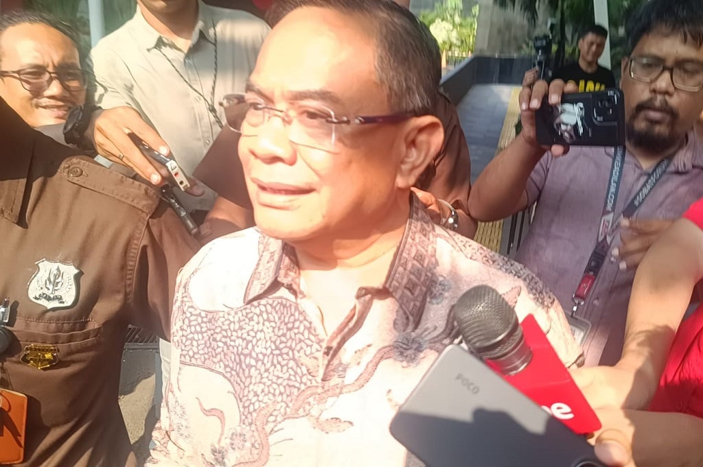 Bupati Pati Sudewo Rampung Diperiksa KPK, Irit Bicara