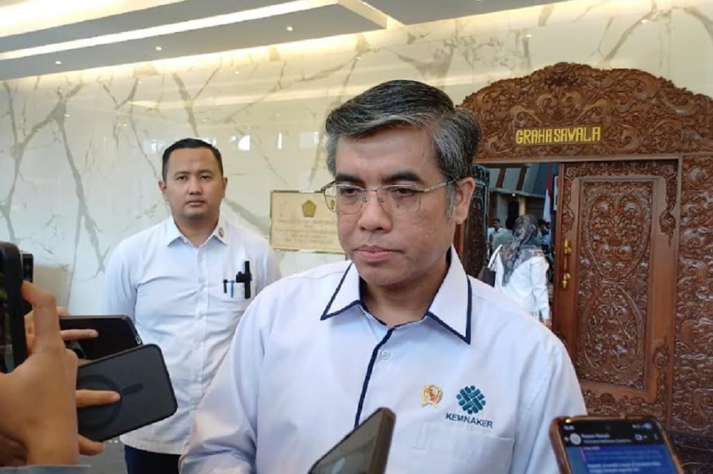 Menaker Yassierli Masih Godok Formula Upah Minimum 2026, Batas Waktu hingga November