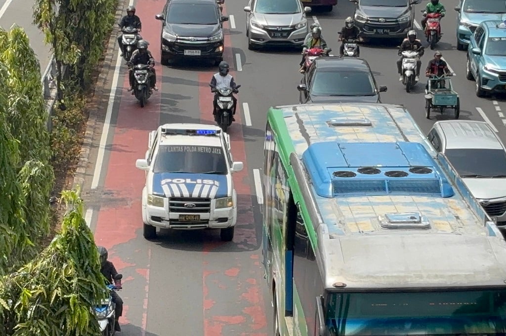 Suasana Jalan Gatot Subroto Jakarta, Tak Ada Suara Sirene Tot Tot Wuk Wuk