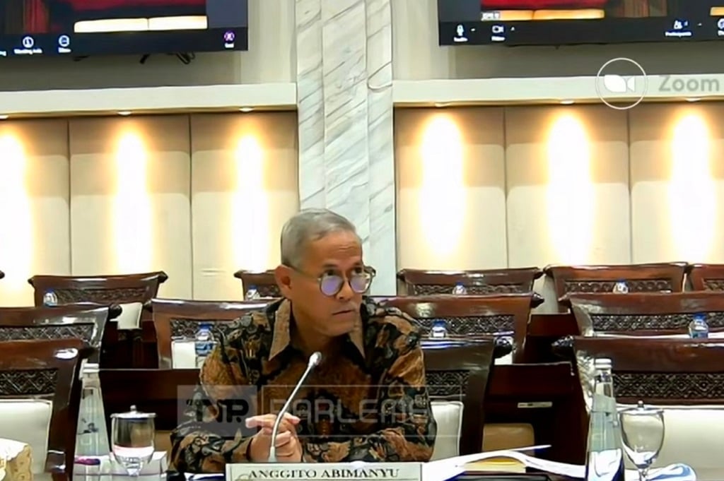 Komisi XI DPR Tetapkan Anggito Abimanyu Ketua DK LPS, Gantikan Purbaya