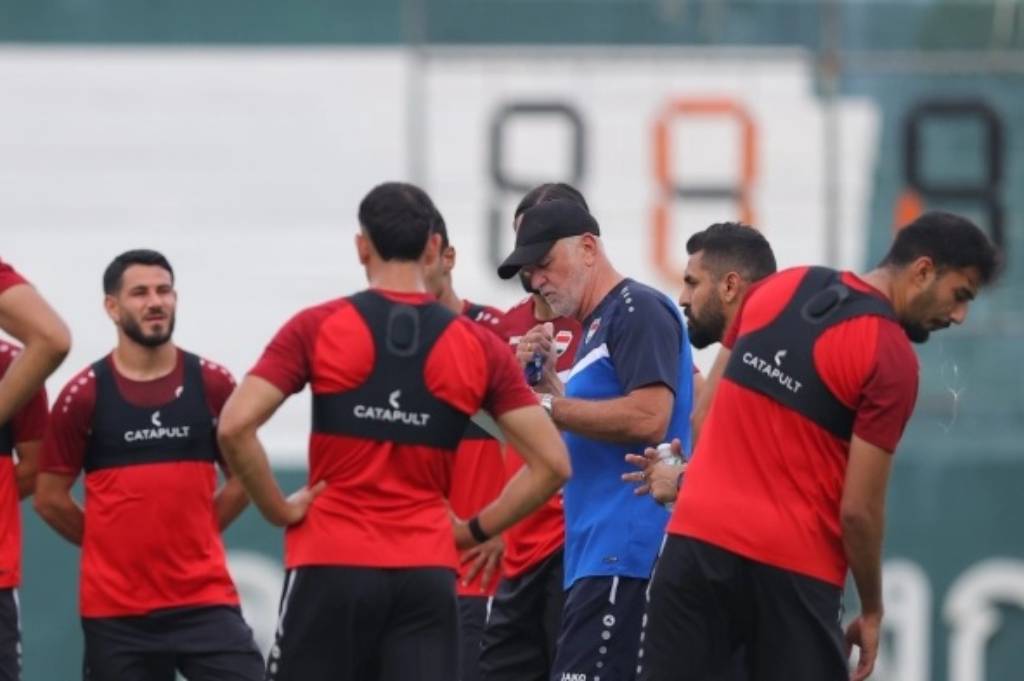 Pelatih Irak Dapat Peringatan Serius jelang Lawan Timnas Indonesia di Round 4 Kualifikasi Piala Dunia 2026