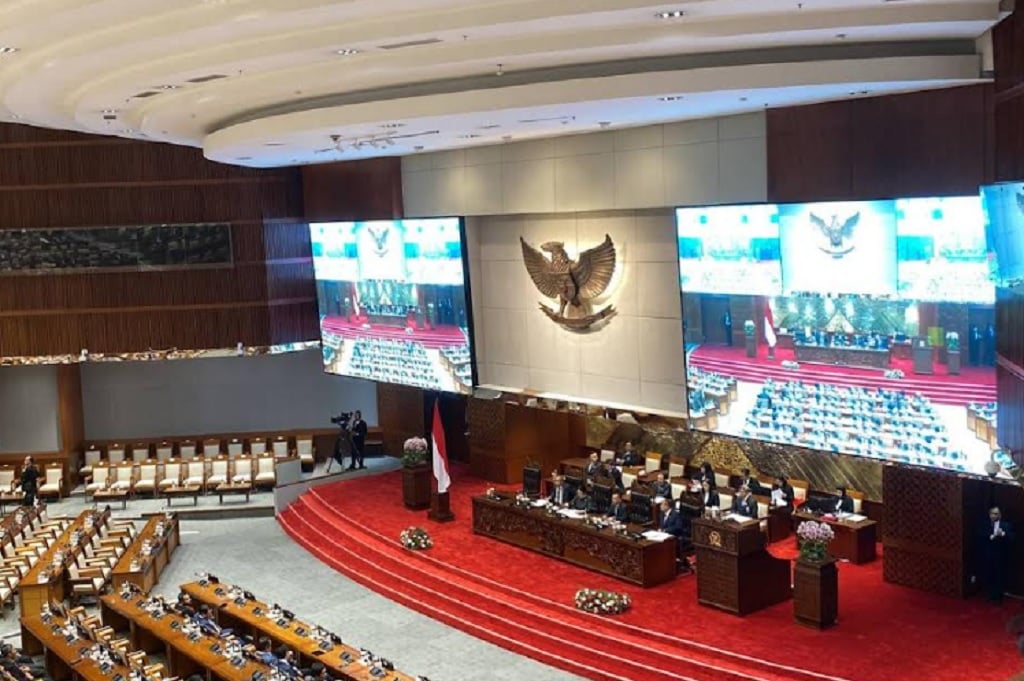 DPR Terima Supres RUU BUMN hingga Calon Dubes RI