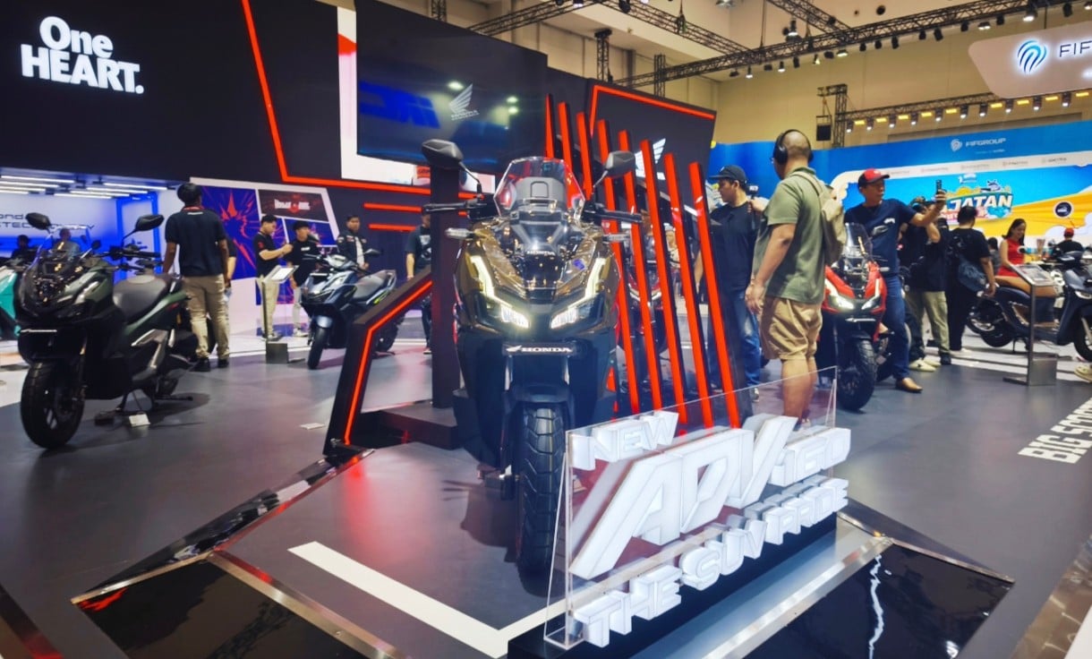 Honda ADV 160 RoadSync Melantai di IMOS 2025, Pertama Kali Dipamerkan ke Publik
