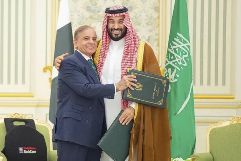 Teken Perjanjian Pertahanan, Pakistan Akan Lindungi Arab Saudi dengan Senjata Nuklir