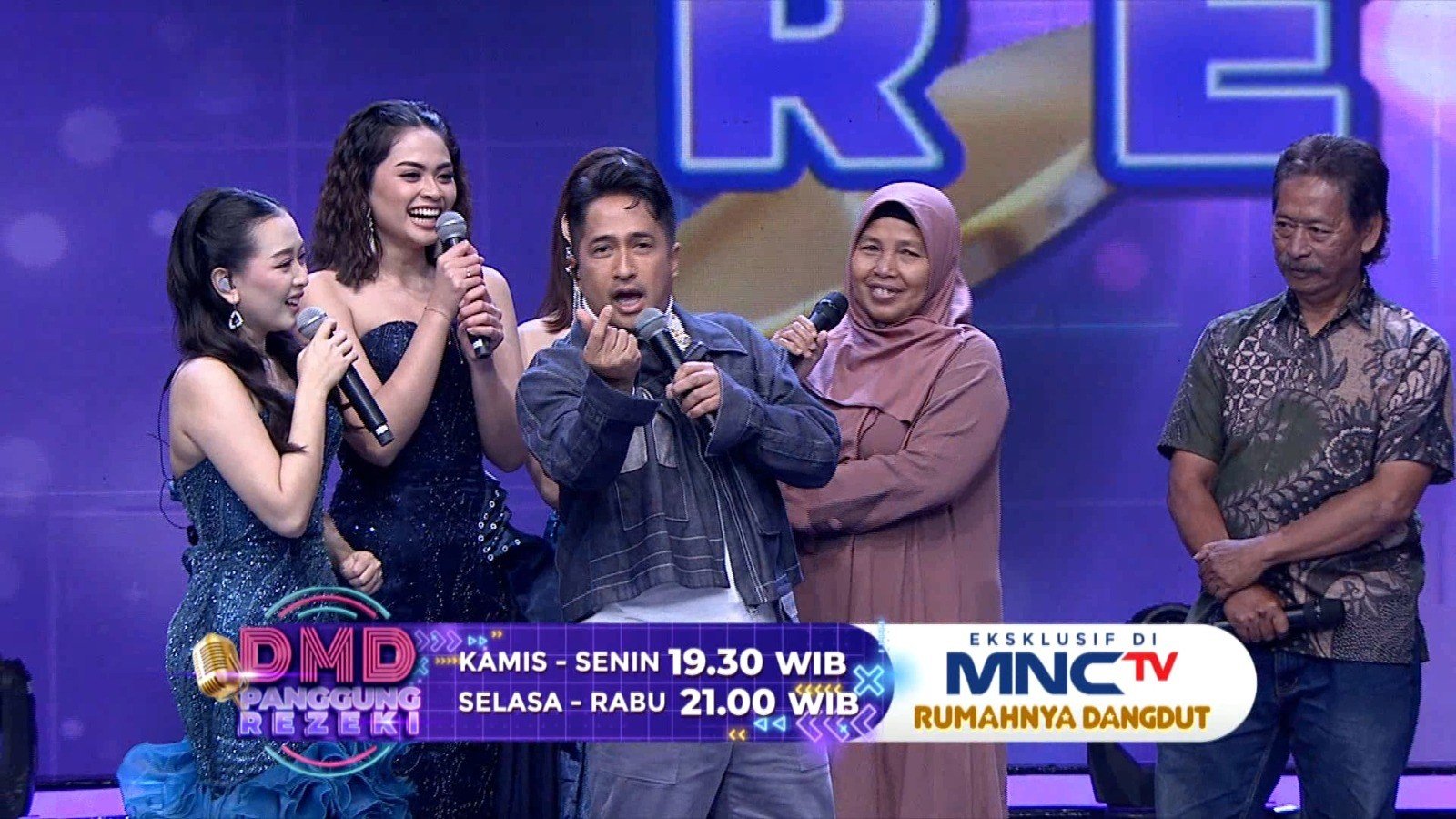 Momen Haru di DMD Panggung Rezeki, Kekuatan untuk Keluarga Hadirkan Bintang-Bintang KDI