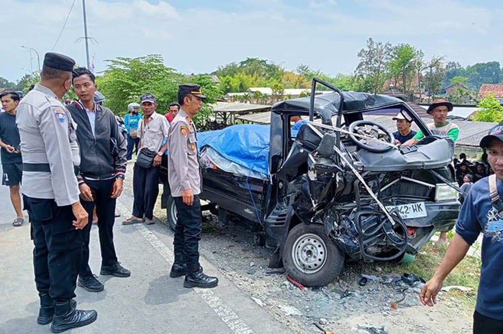 Kecelakaan Maut di Bantul, Bus Diduga Oleng Tabrak Pikap Tewaskan Sopir