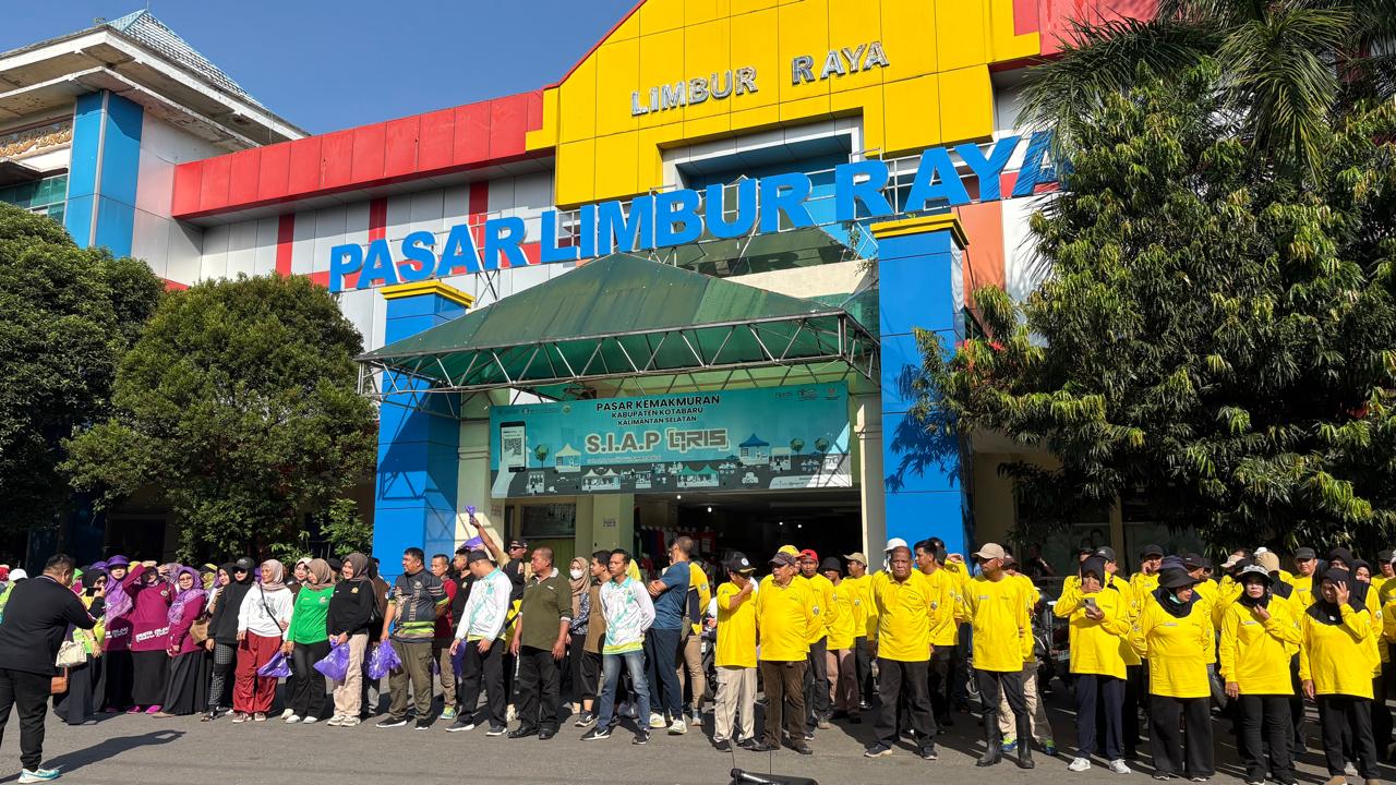 World Cleanup Day, Pemkab Kotabaru Gelar Aksi Gotong Royong
