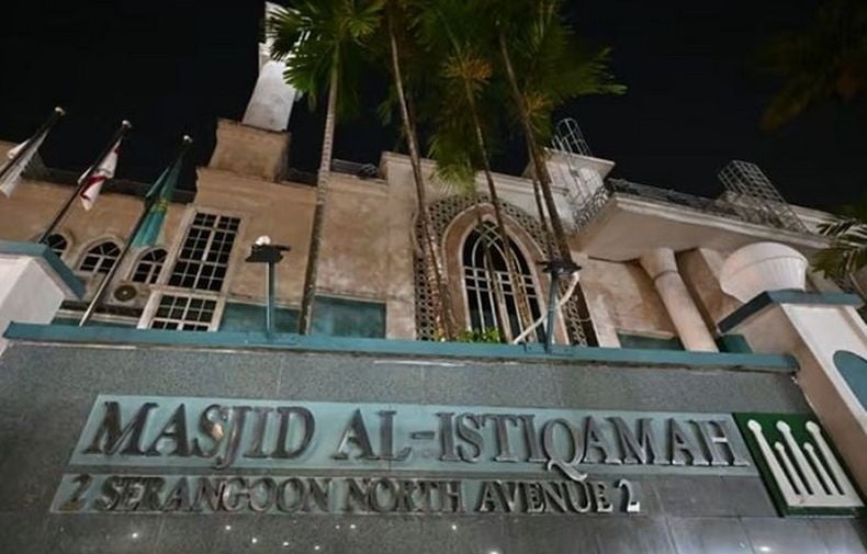 Masjid-Masjid di Singapura Diteror Kiriman Bangkai Babi