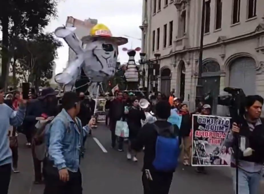 Heboh Bendera One Piece Berkibar di Demo Gen Z Peru, Protes Sistem Pensiun 