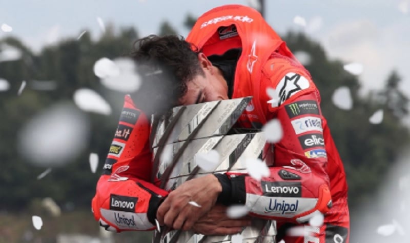 Deretan Comeback Gemilang di Dunia Olahraga: Ada yang Nyaris Mati, Marquez Terbaru!