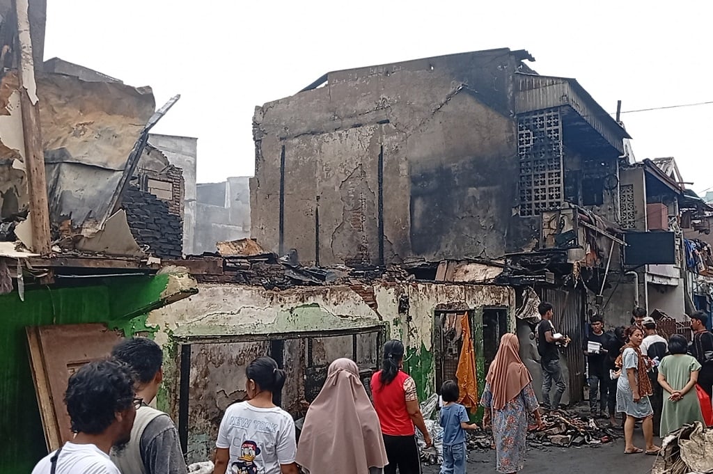 Cerita Warga saat Kebakaran Hebat Taman Sari Jakbar: Suara Ledakan Seperti Perang