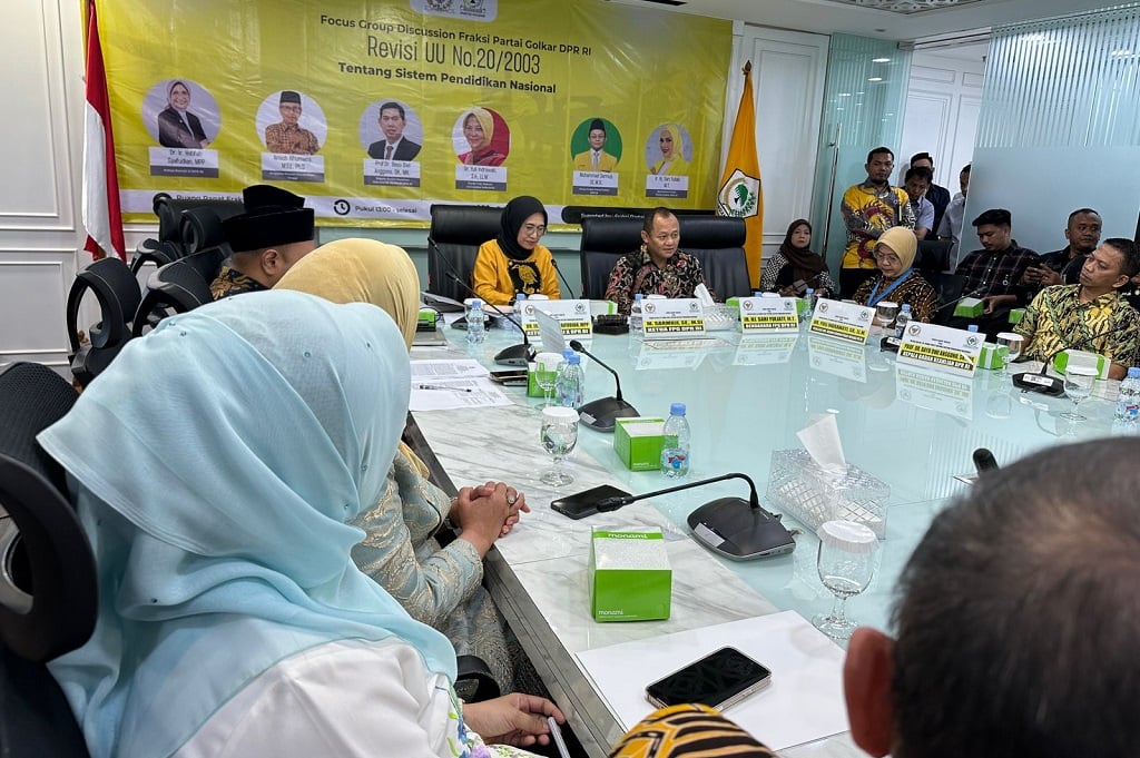 Fraksi Golkar di DPR Dorong Revisi UU Sisdiknas, Ini Alasannya